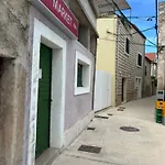 شقة Studio Apartment Krapanj كرابانج