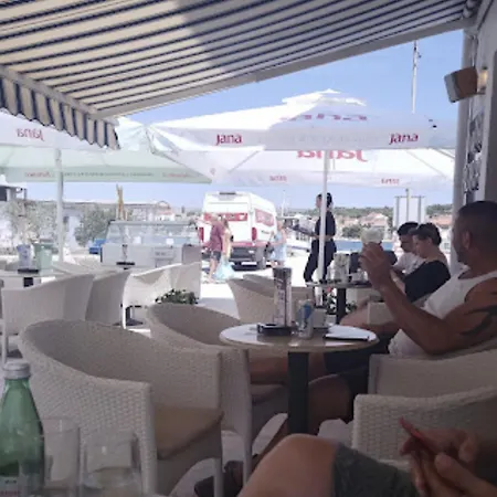 Studio Apartment Krapanj