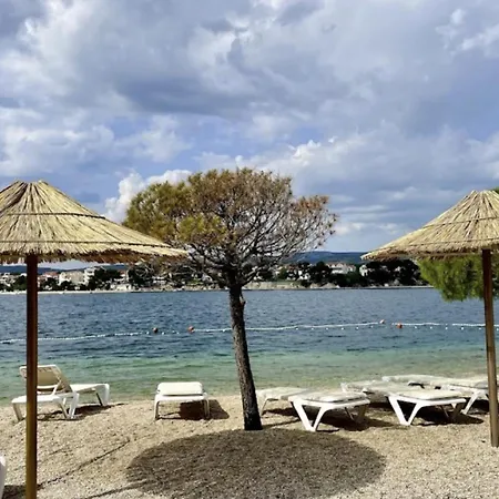 Studio Apartment Krapanj * Krapanj